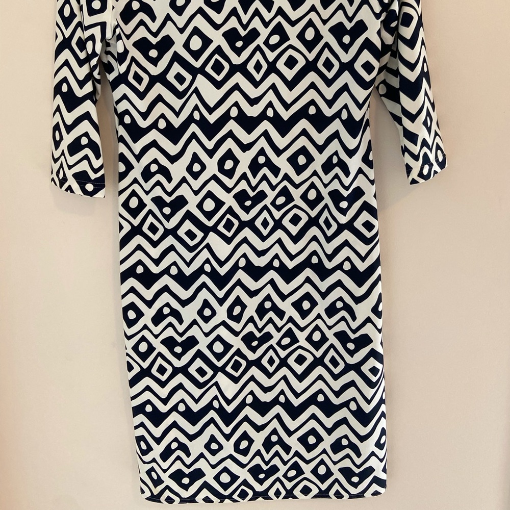 Beautiful Sara Campbell dress